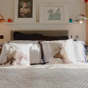 Beautiful For 6 Near Olympic Park And Abba Theatre Apartment